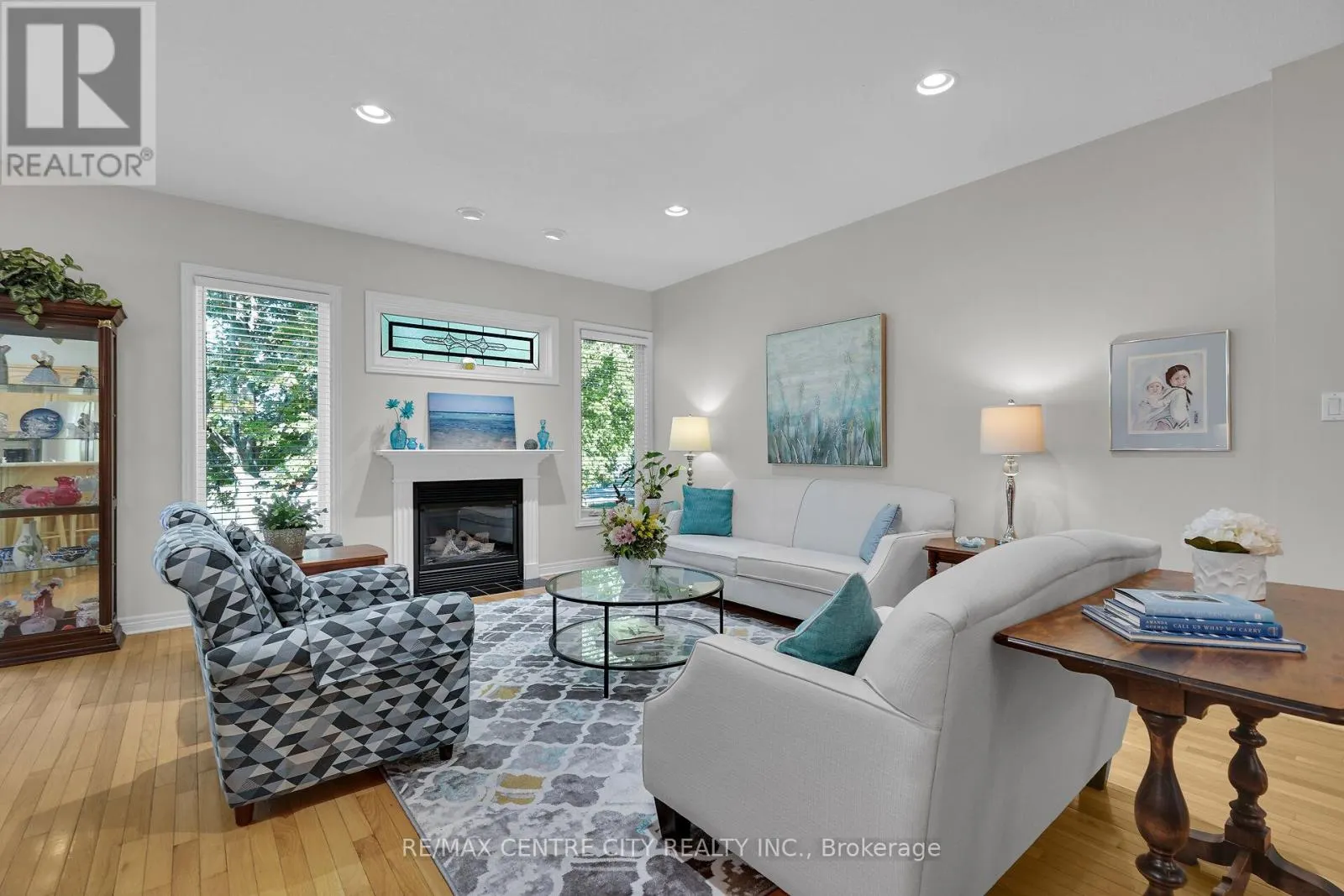 5 - 21 ST JOHNS DRIVE, #5