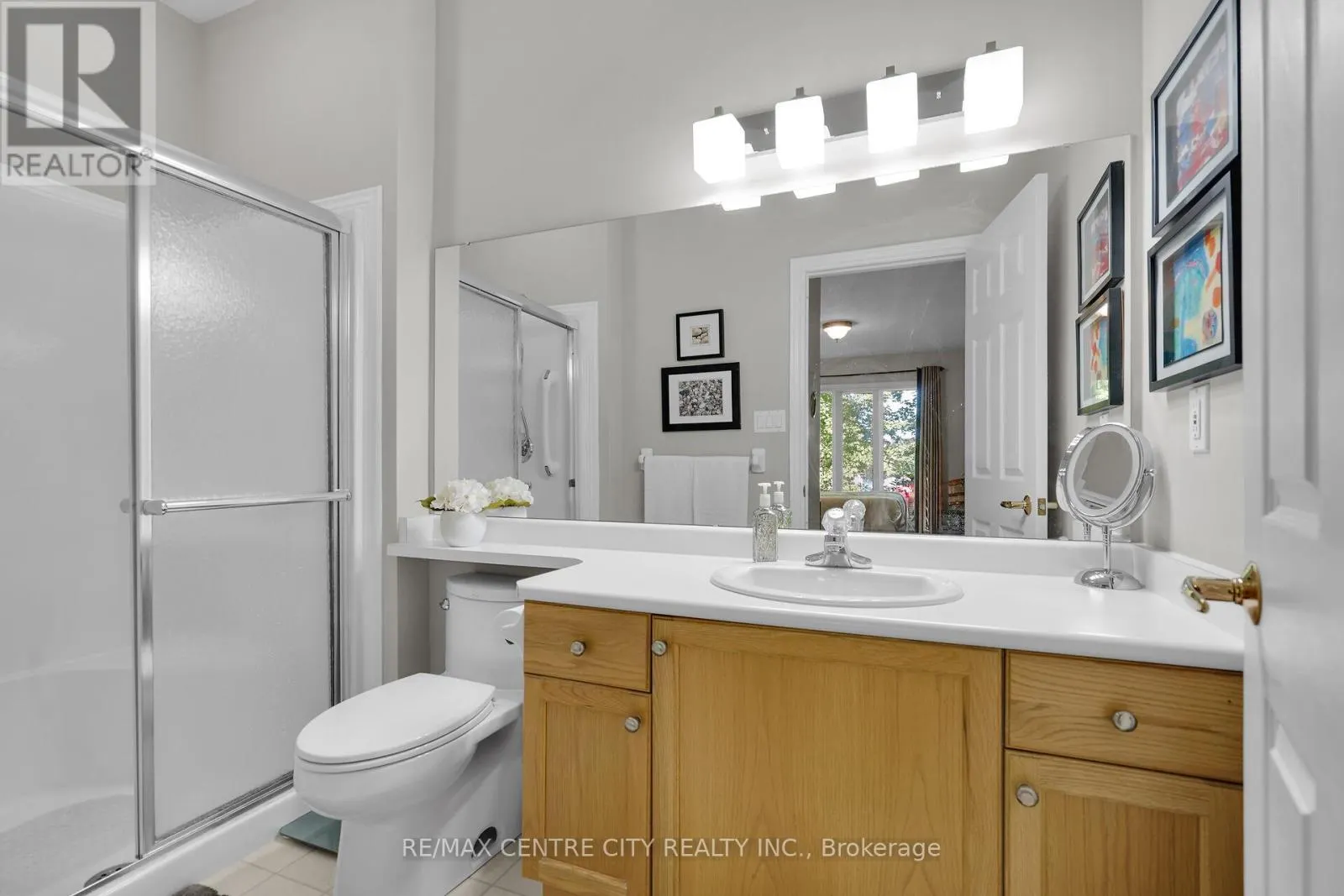 5 - 21 ST JOHNS DRIVE, #5