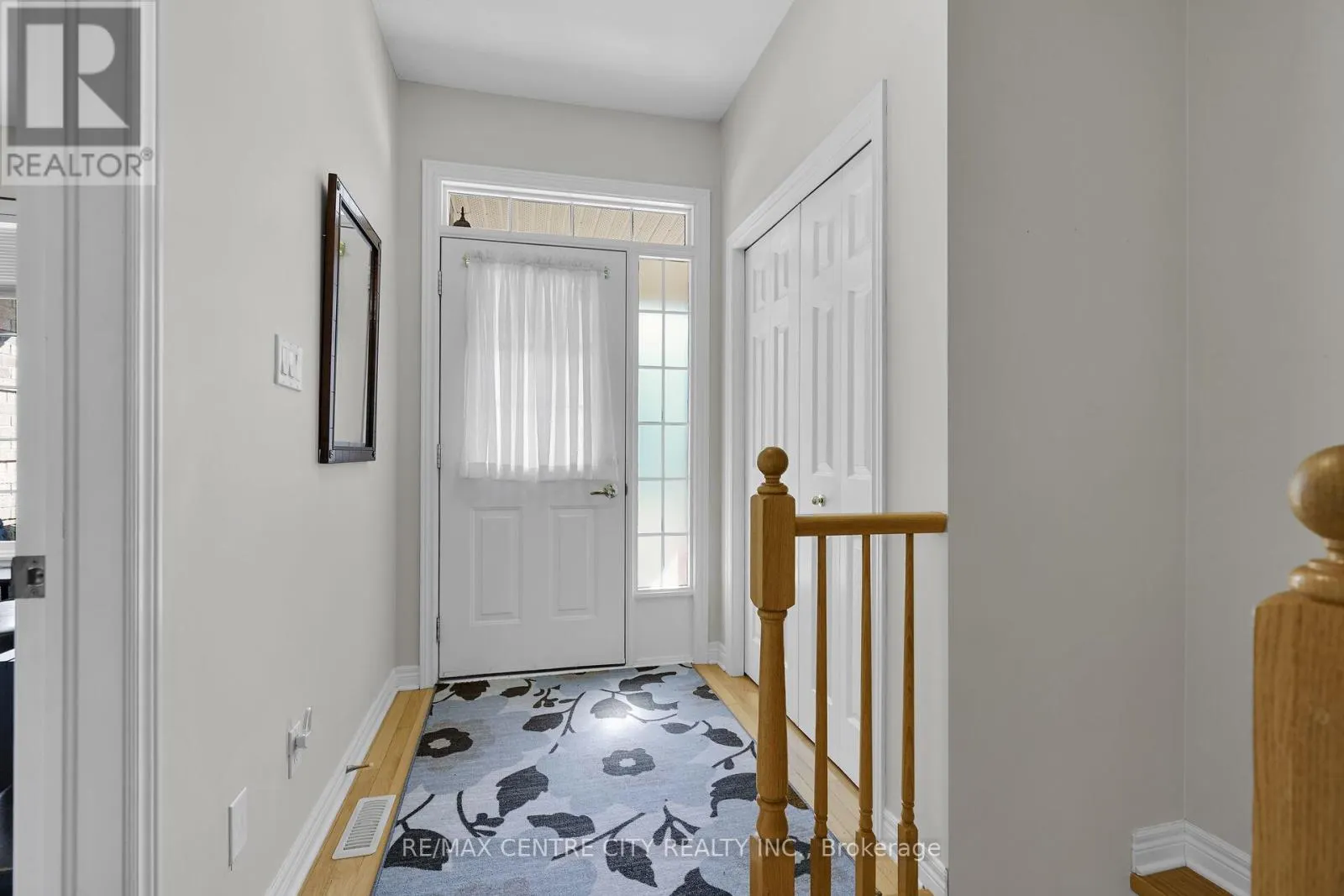 5 - 21 ST JOHNS DRIVE, #5