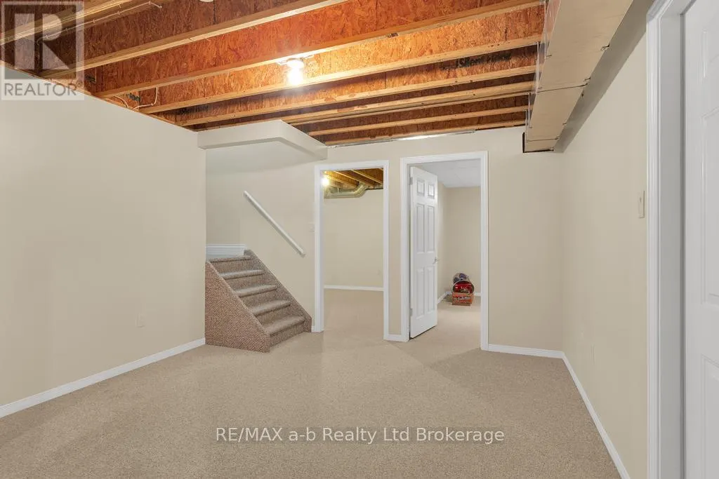 21 WINDEMERE AVENUE