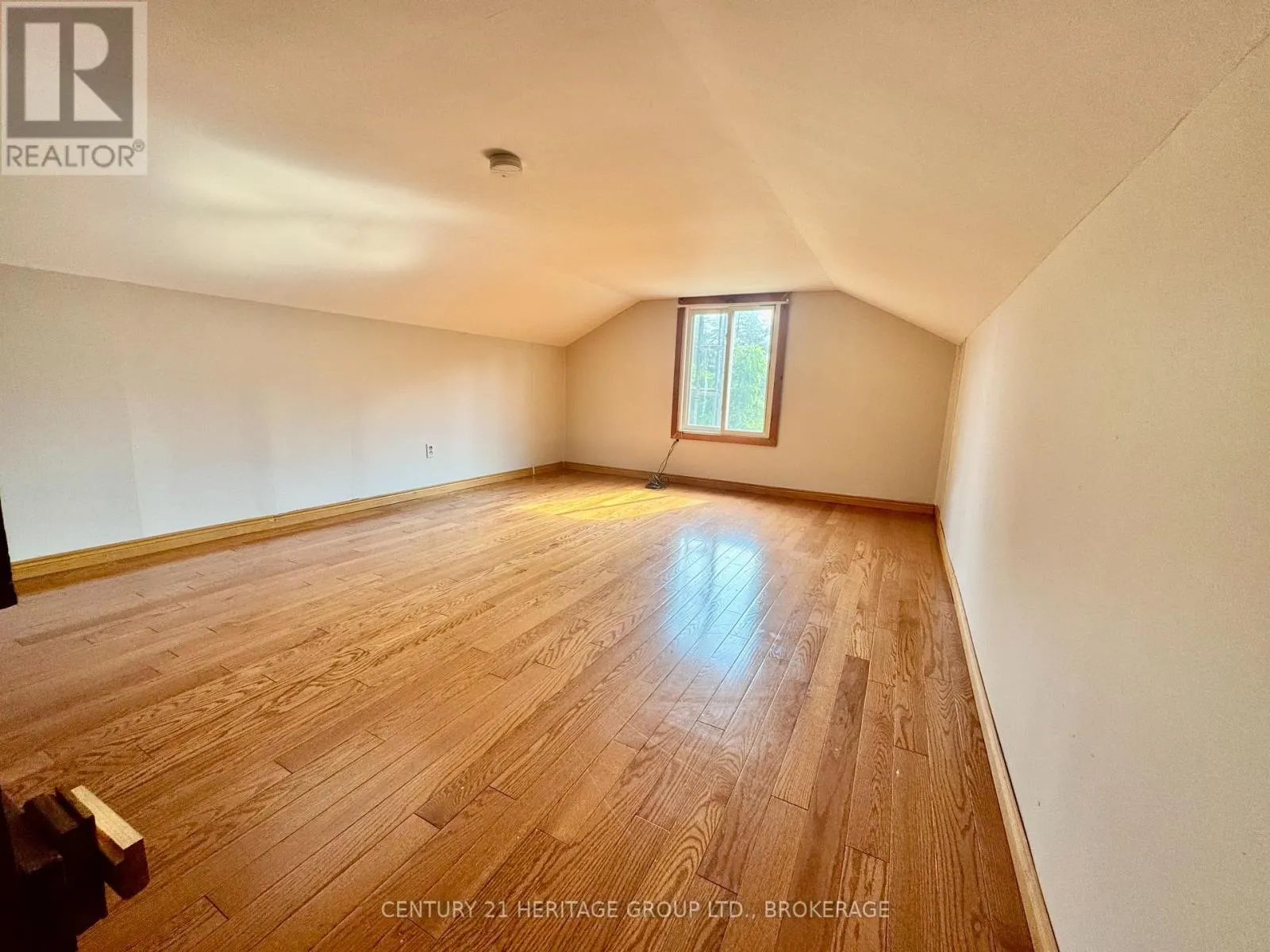 126 VARTY LAKE ROAD