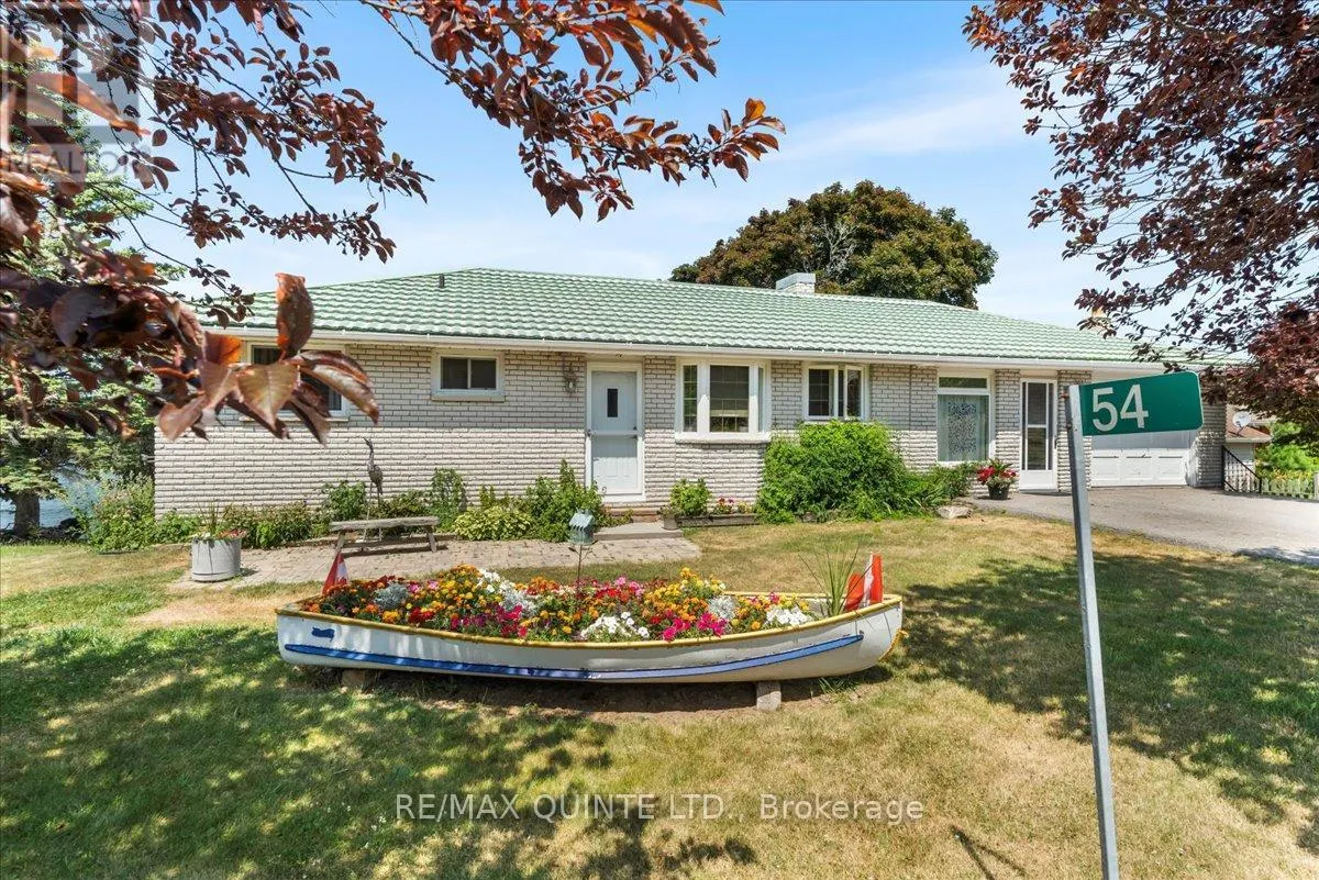54 CEDAR LANE