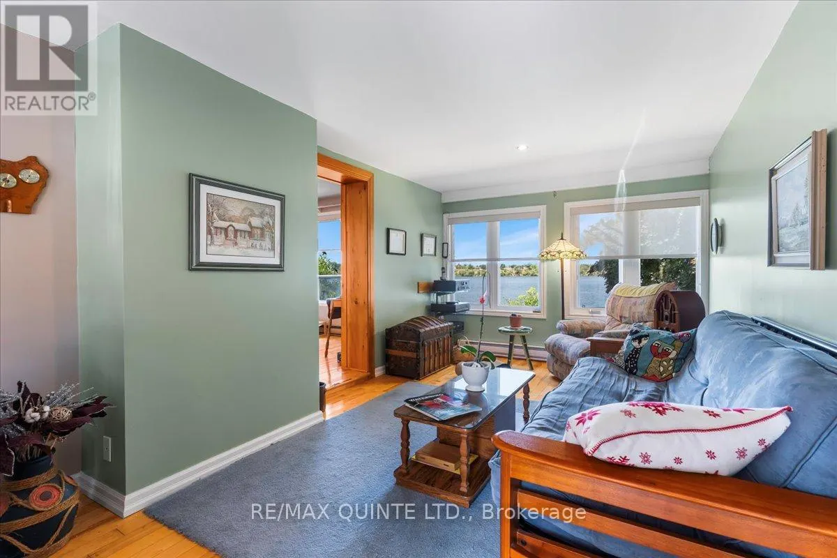 54 CEDAR LANE