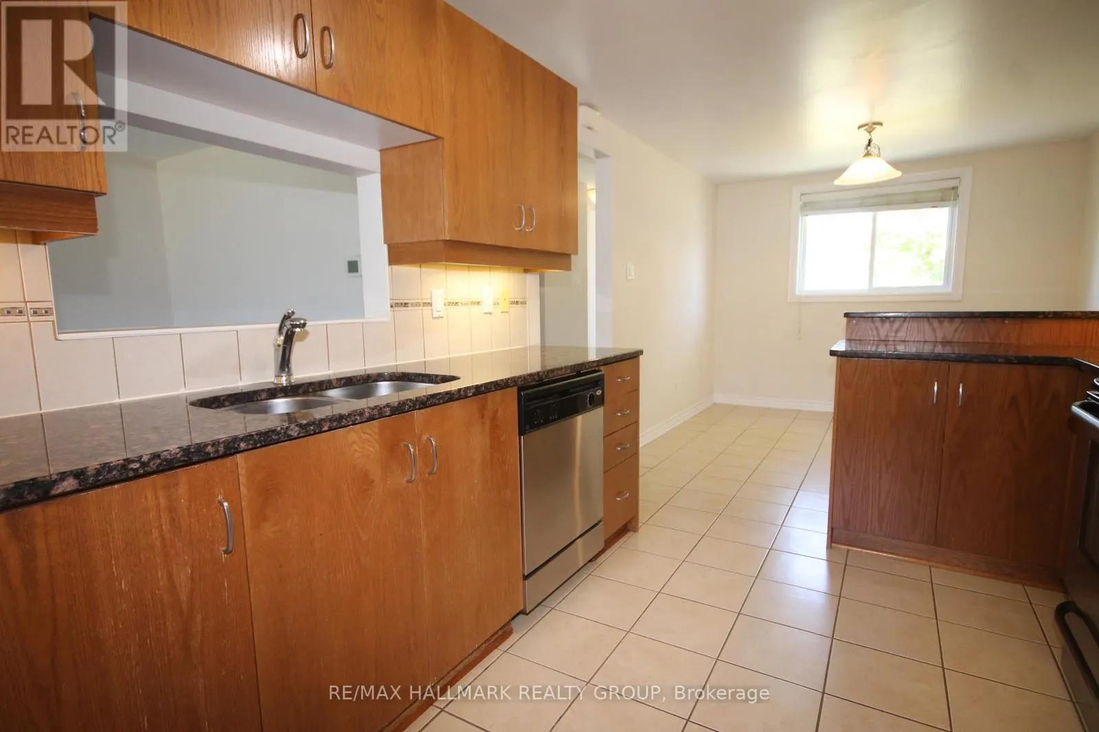 37 B GLENRIDGE ROAD