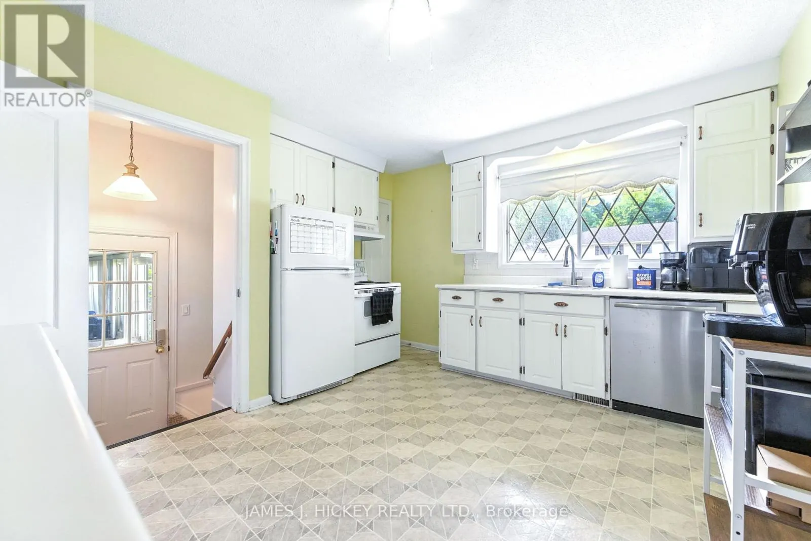 363 BELL STREET