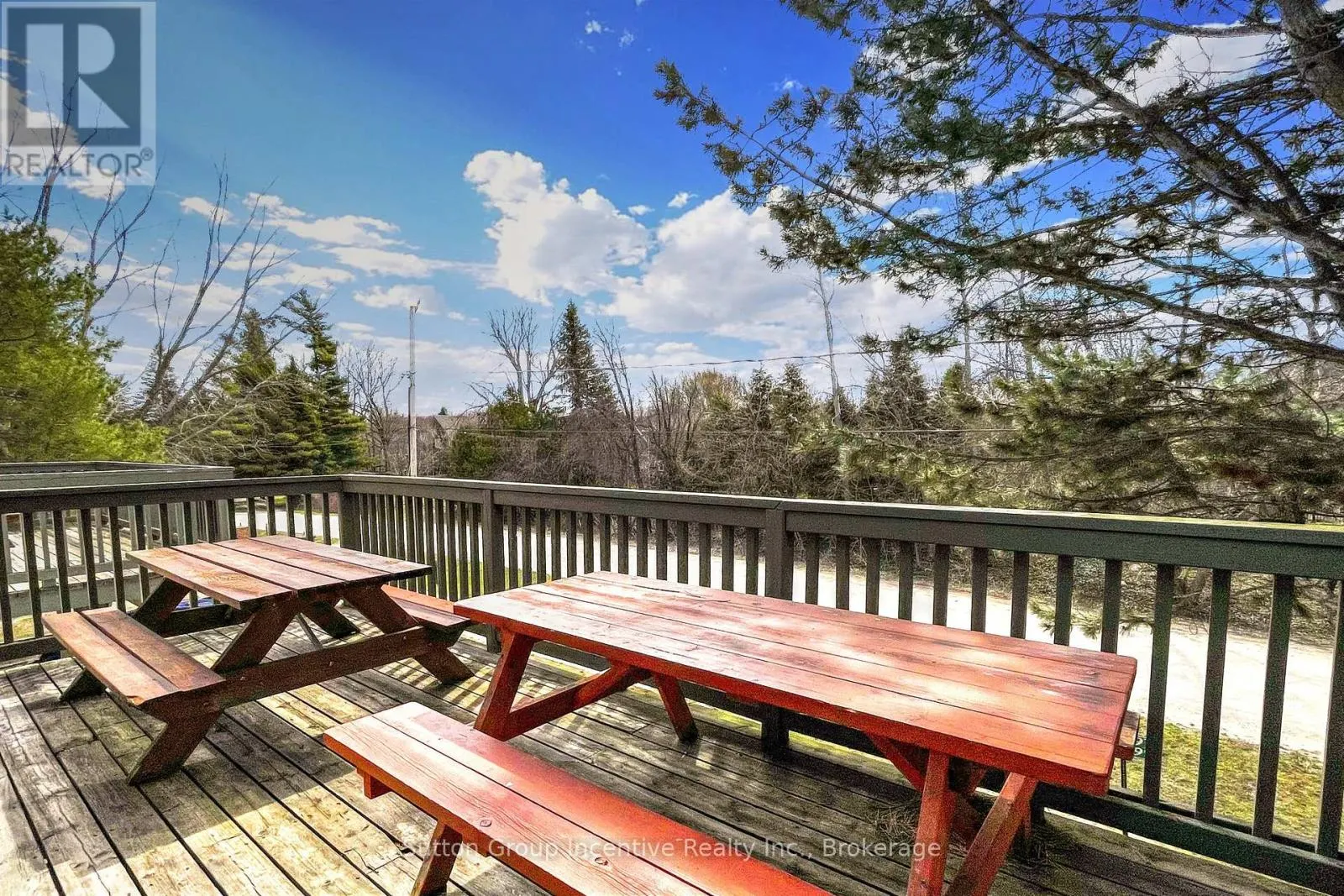 13L - 197 ARLBERG CRESCENT, #13L