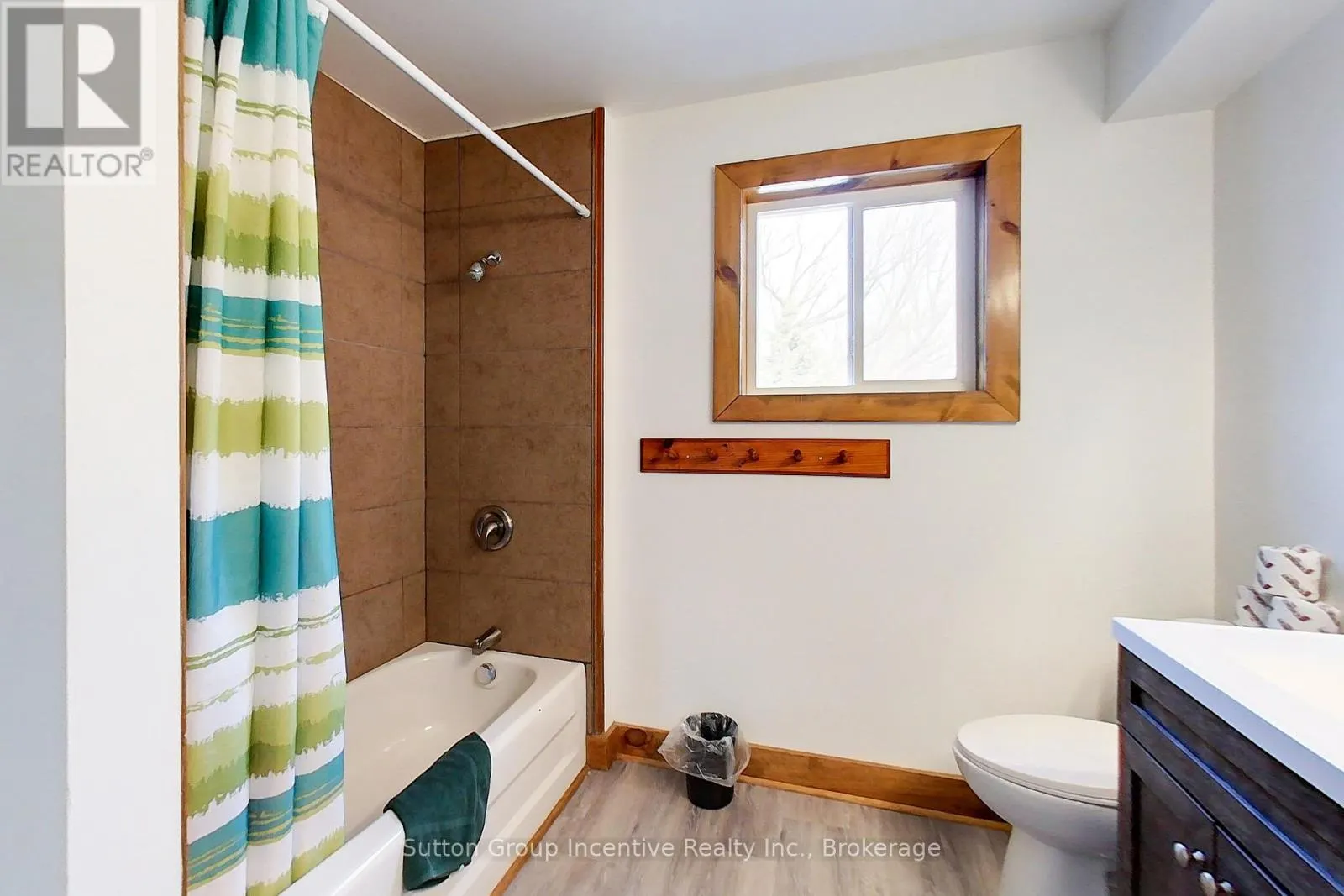 13L - 197 ARLBERG CRESCENT, #13L