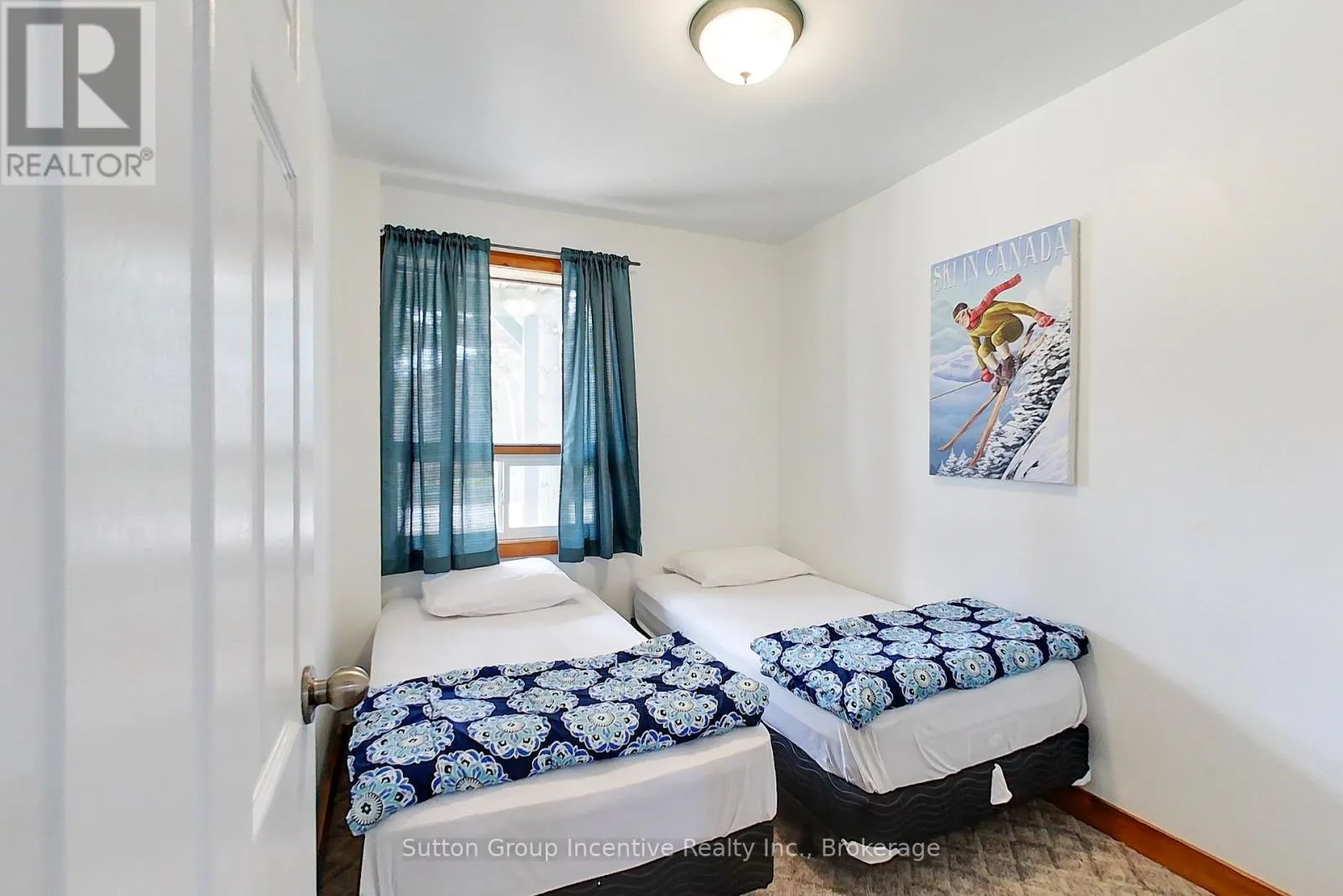 13L - 197 ARLBERG CRESCENT, #13L