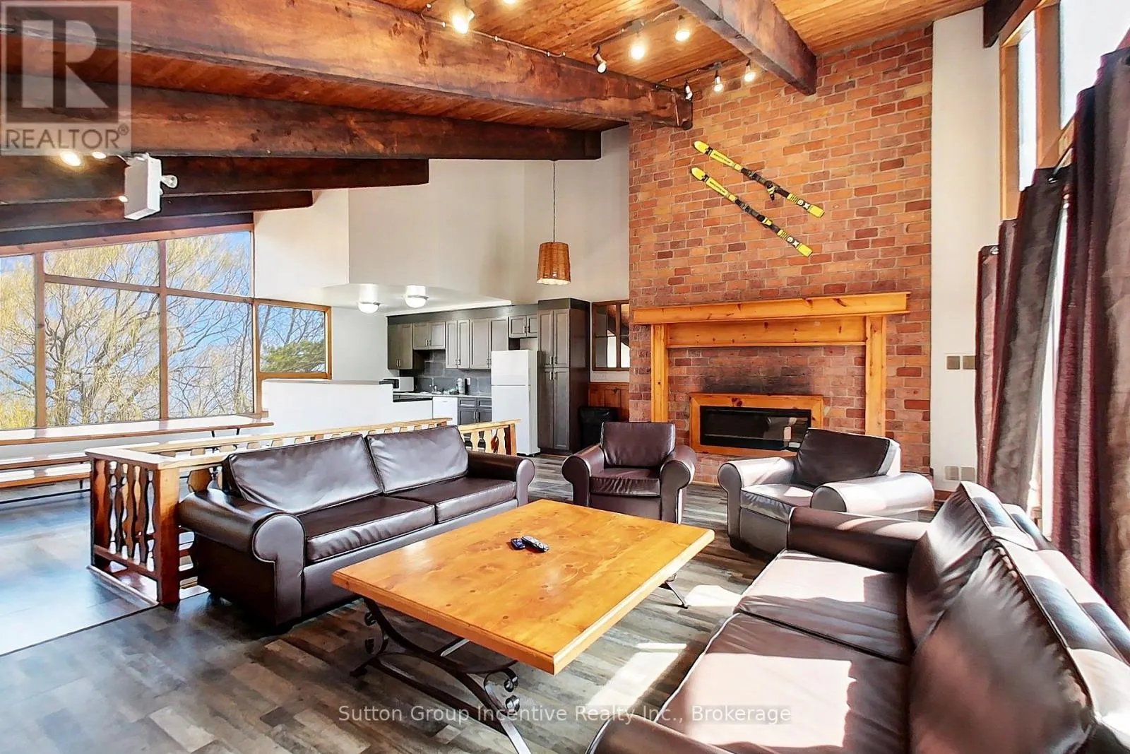 13L - 197 ARLBERG CRESCENT, #13L