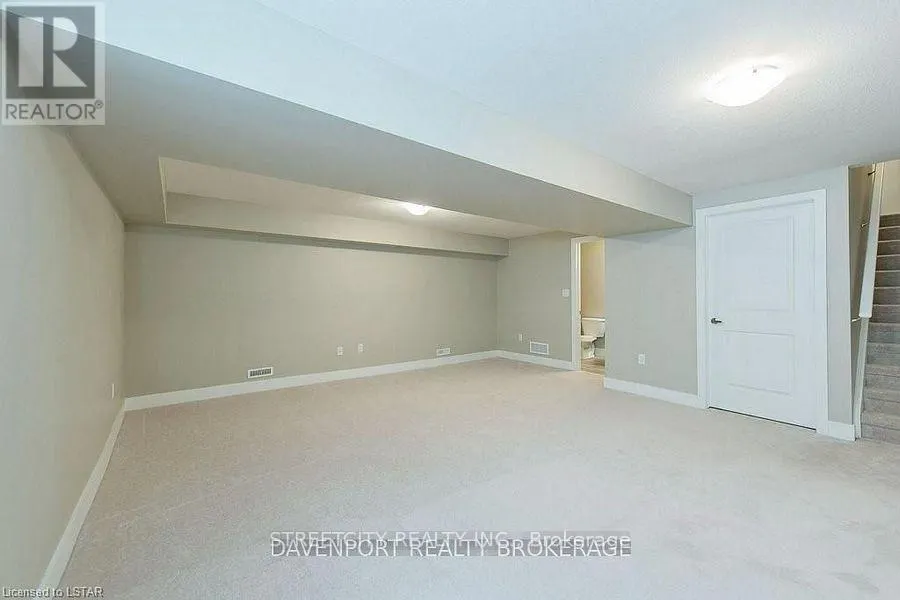 87 - 1960 DALMAGARRY ROAD, #87