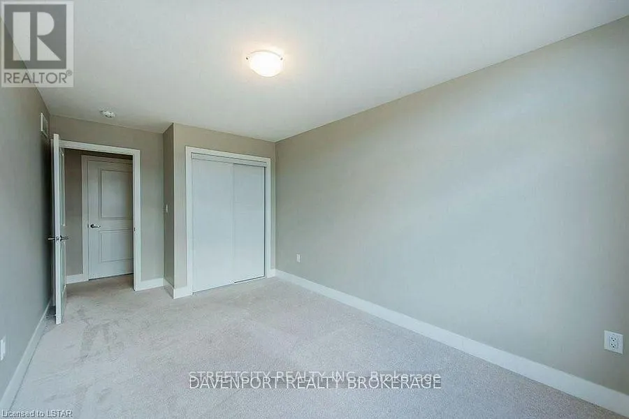 87 - 1960 DALMAGARRY ROAD, #87