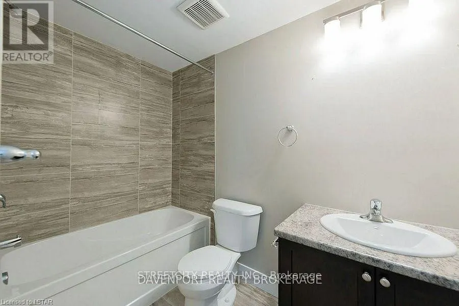 87 - 1960 DALMAGARRY ROAD, #87