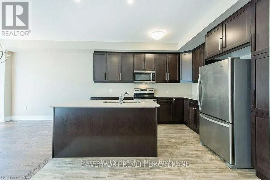 87 - 1960 DALMAGARRY ROAD, #87