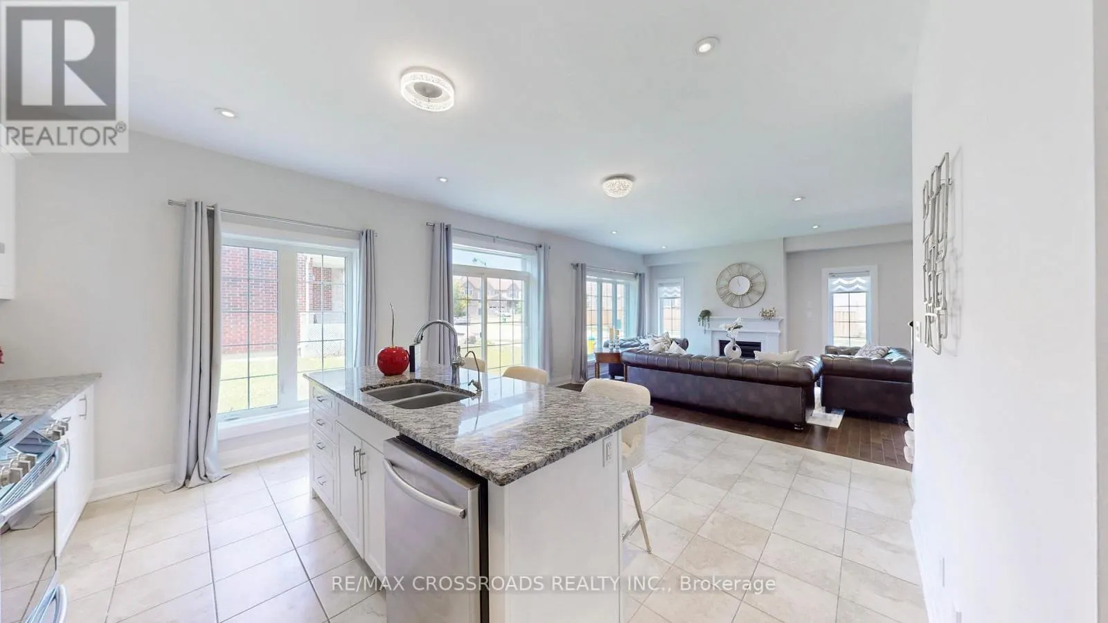 745 WOOD LILY STREET