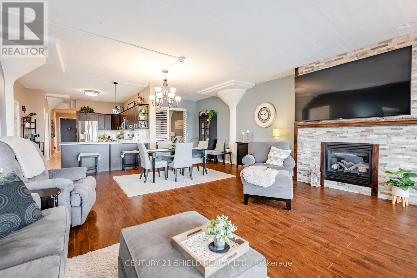 411 - 710 COTTON MILL STREET