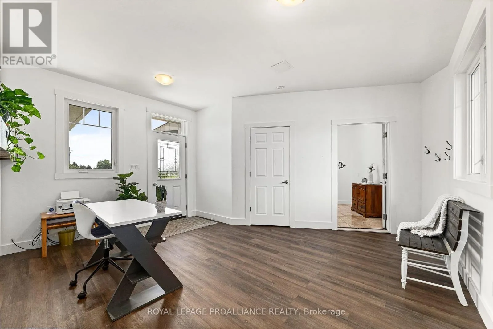 190 LAKESHORE ROAD