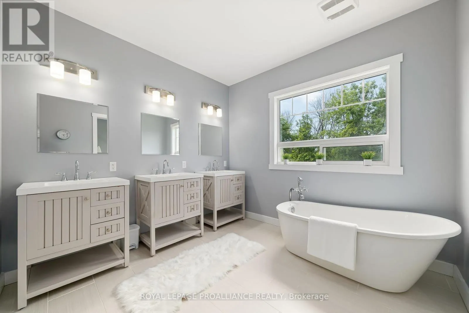 190 LAKESHORE ROAD