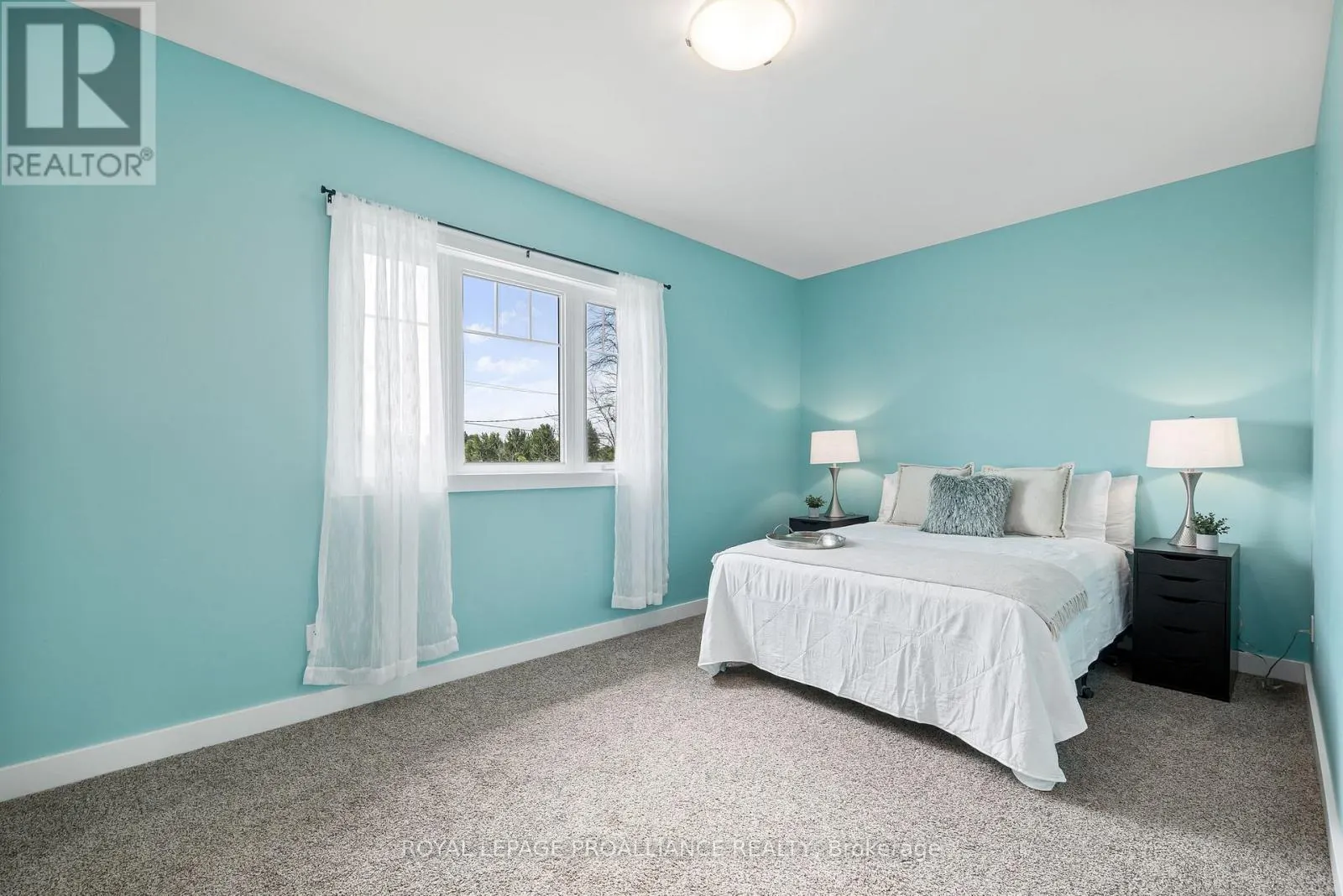 190 LAKESHORE ROAD