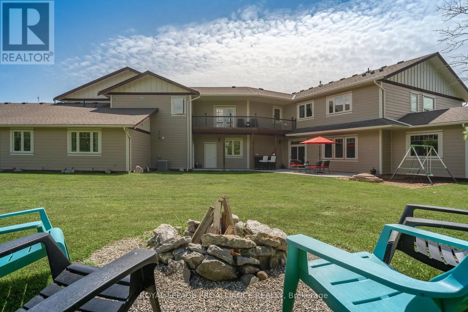 190 LAKESHORE ROAD