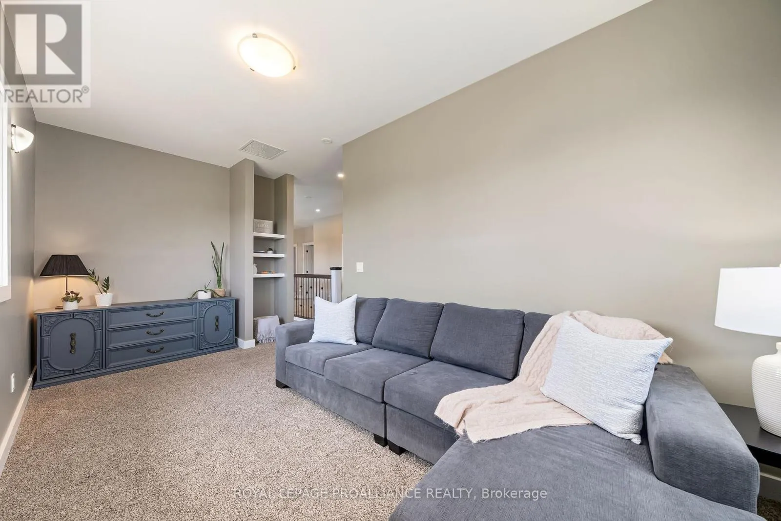 190 LAKESHORE ROAD
