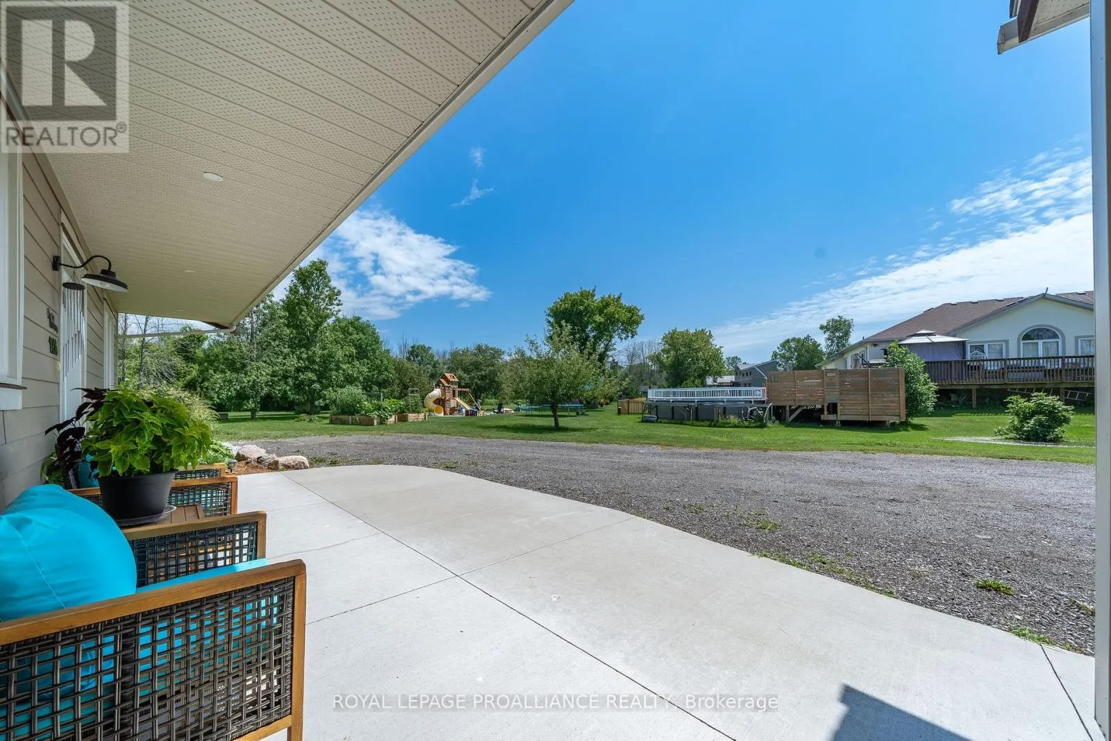 190 LAKESHORE ROAD