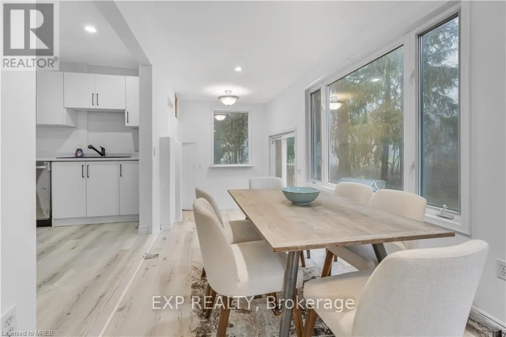 376 PHILIP PLACE