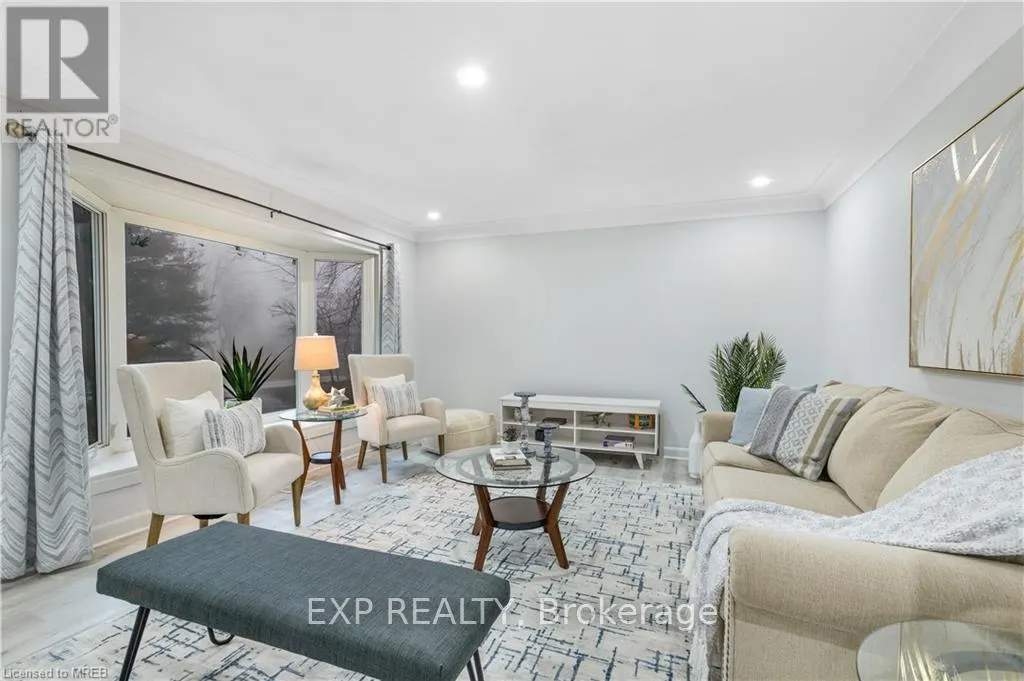 376 PHILIP PLACE