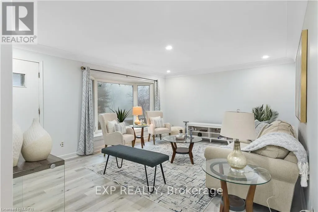 376 PHILIP PLACE