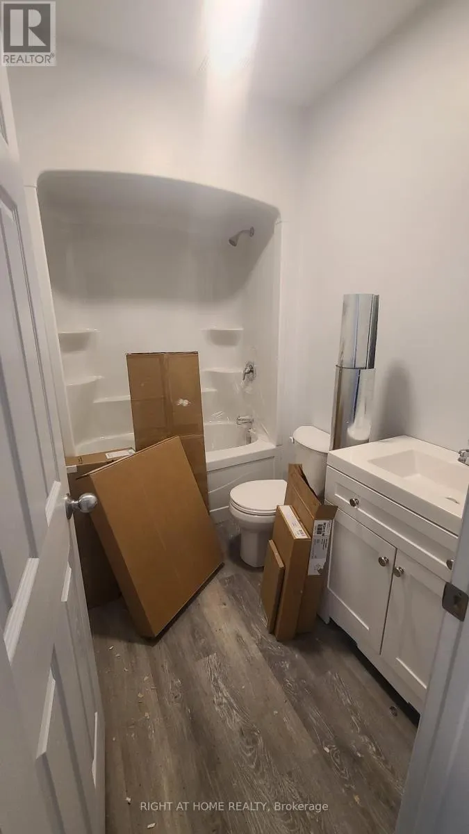 BACK UNIT - 639 ONTARIO STREET