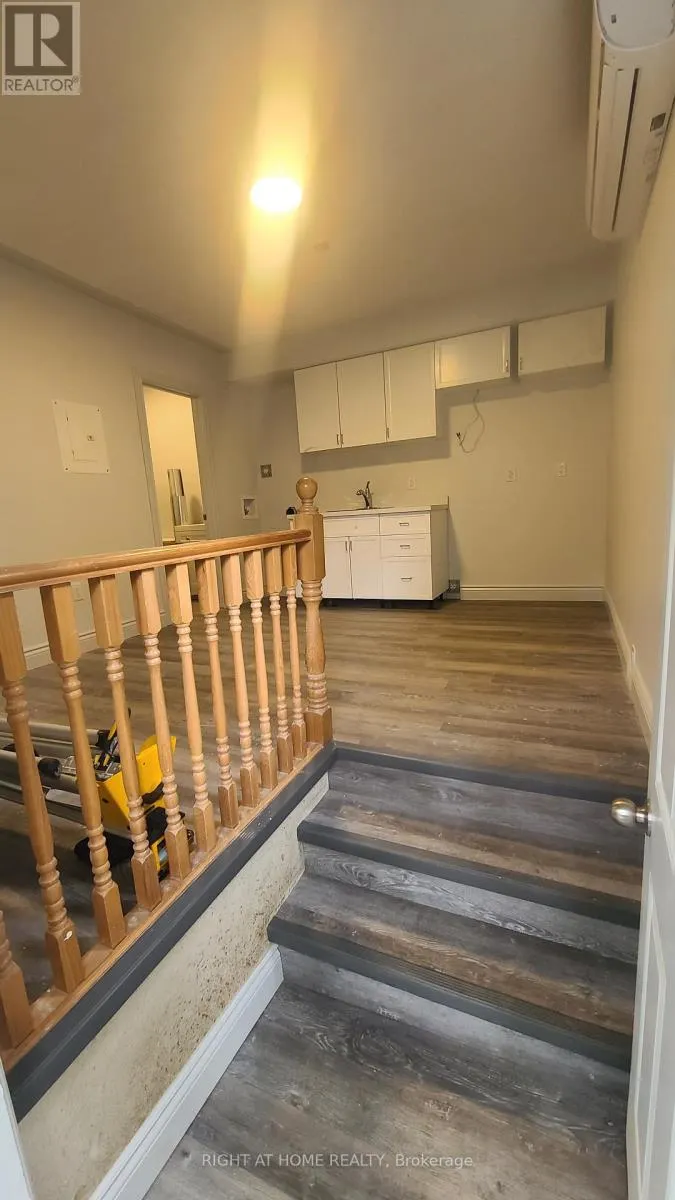 BACK UNIT - 639 ONTARIO STREET