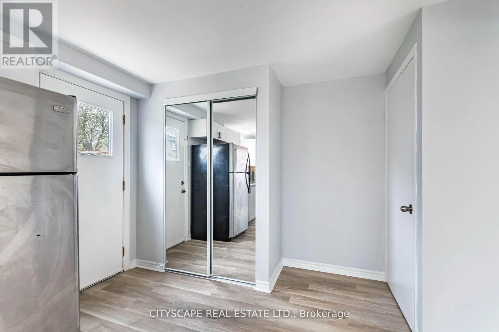 8 - 20 MAYFIELD AVENUE