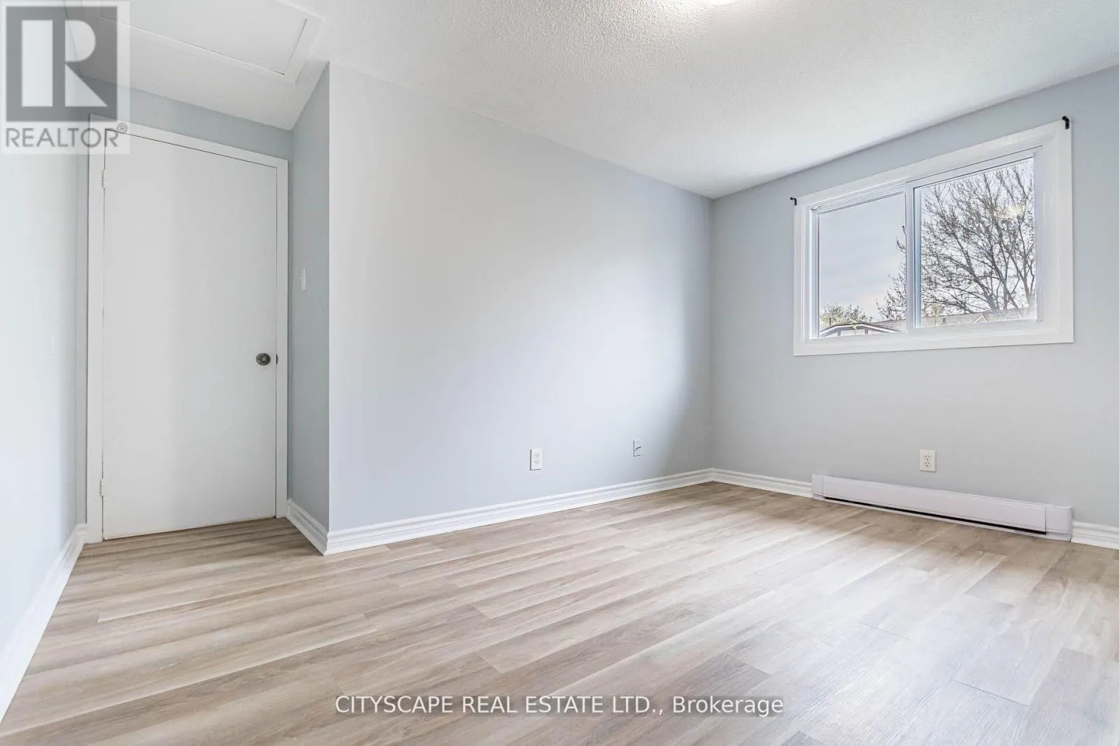 8 - 20 MAYFIELD AVENUE
