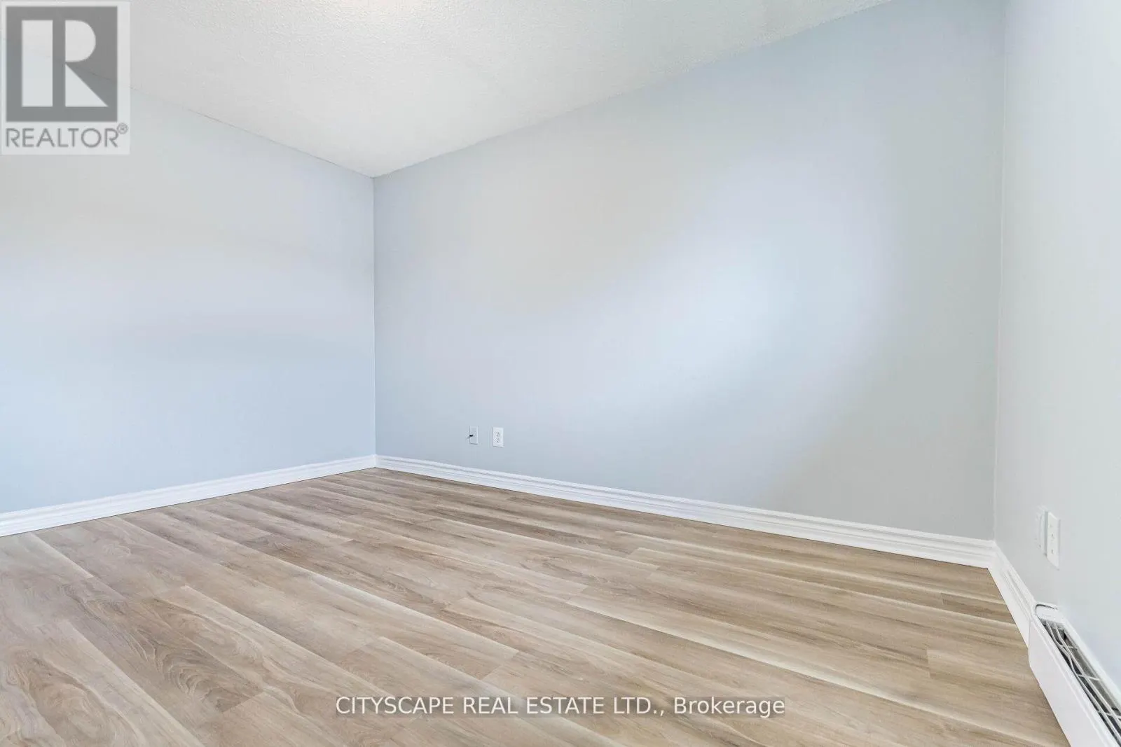 8 - 20 MAYFIELD AVENUE