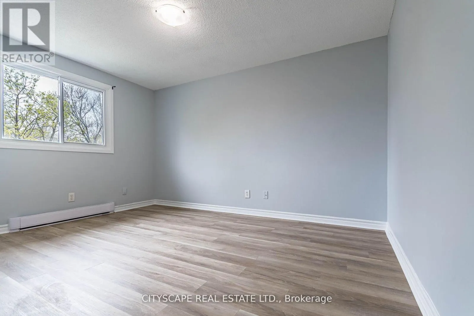 8 - 20 MAYFIELD AVENUE