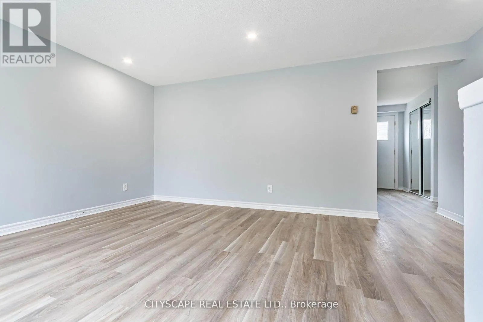 8 - 20 MAYFIELD AVENUE
