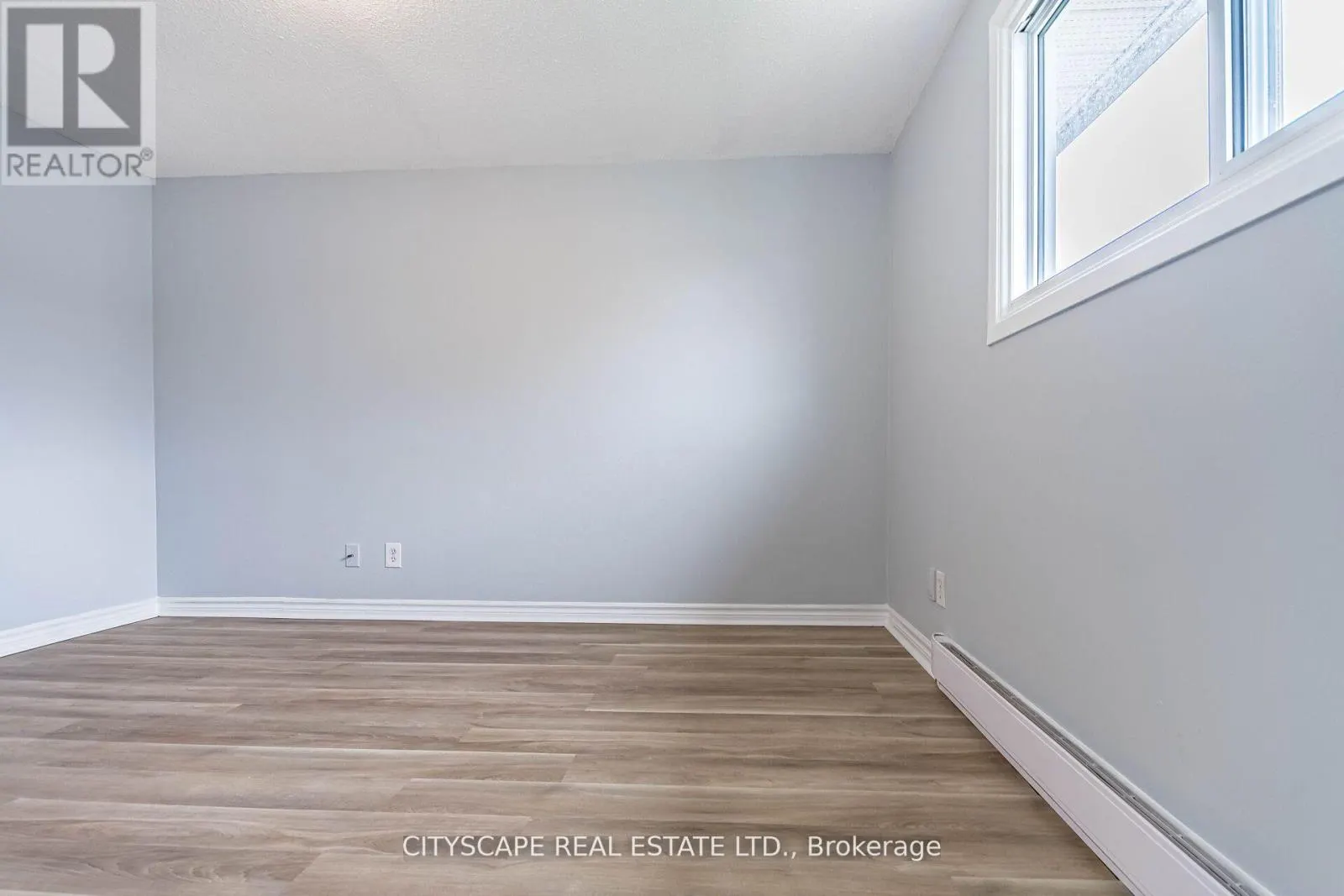 8 - 20 MAYFIELD AVENUE