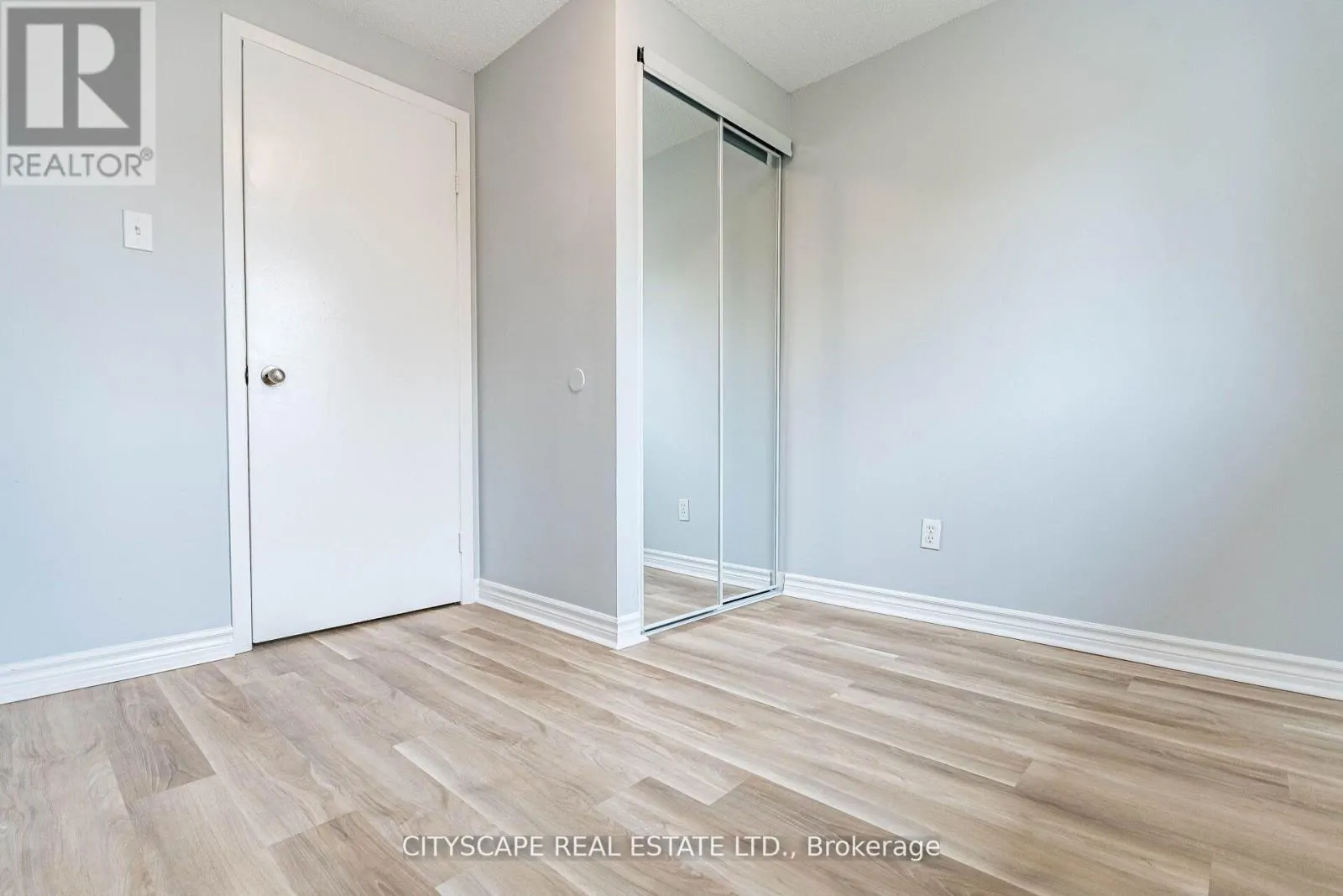 8 - 20 MAYFIELD AVENUE