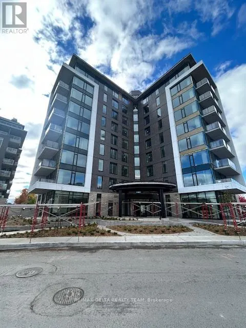 106 - 360 DESCHATELETS AVENUE