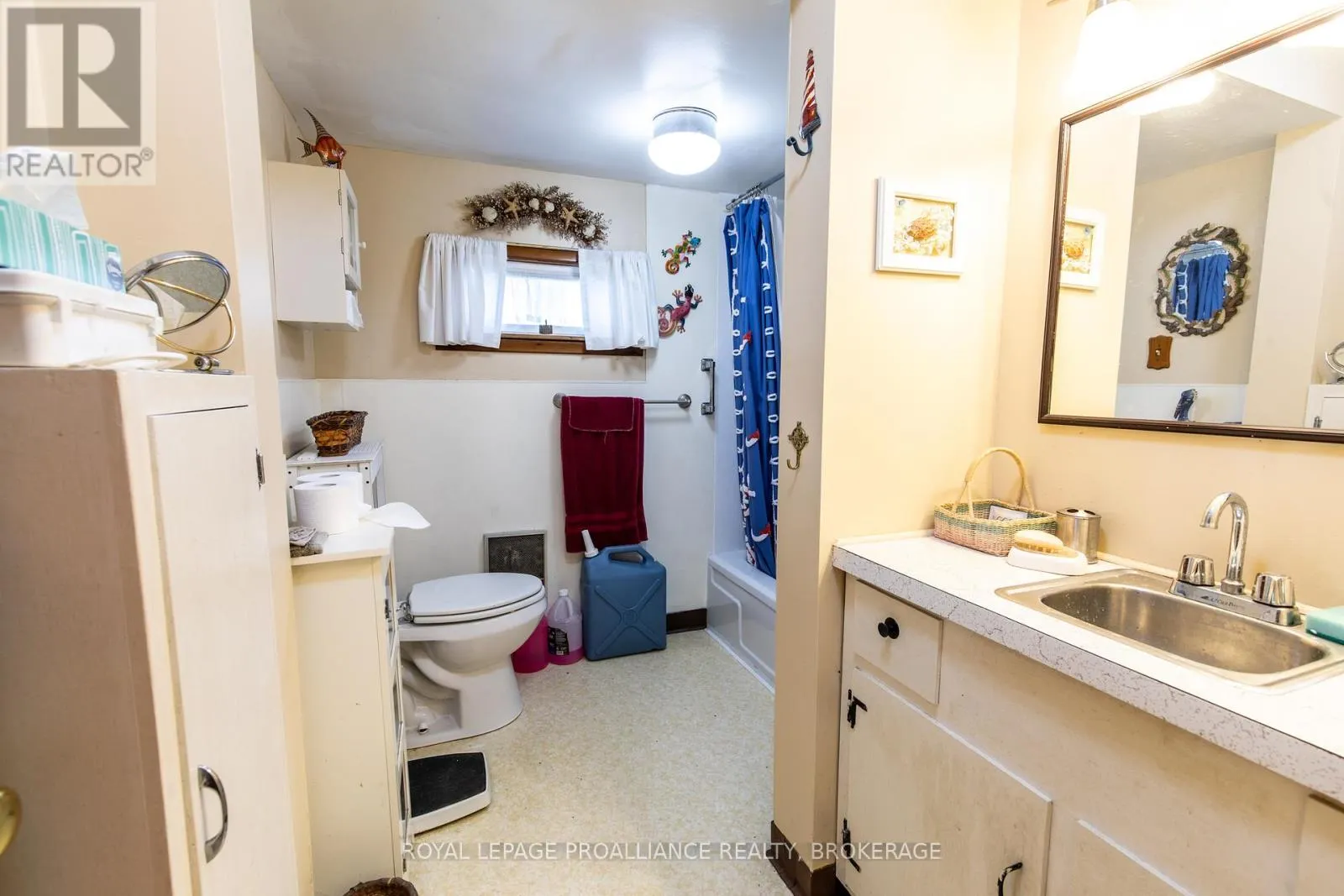 148 COTTAGE LANE