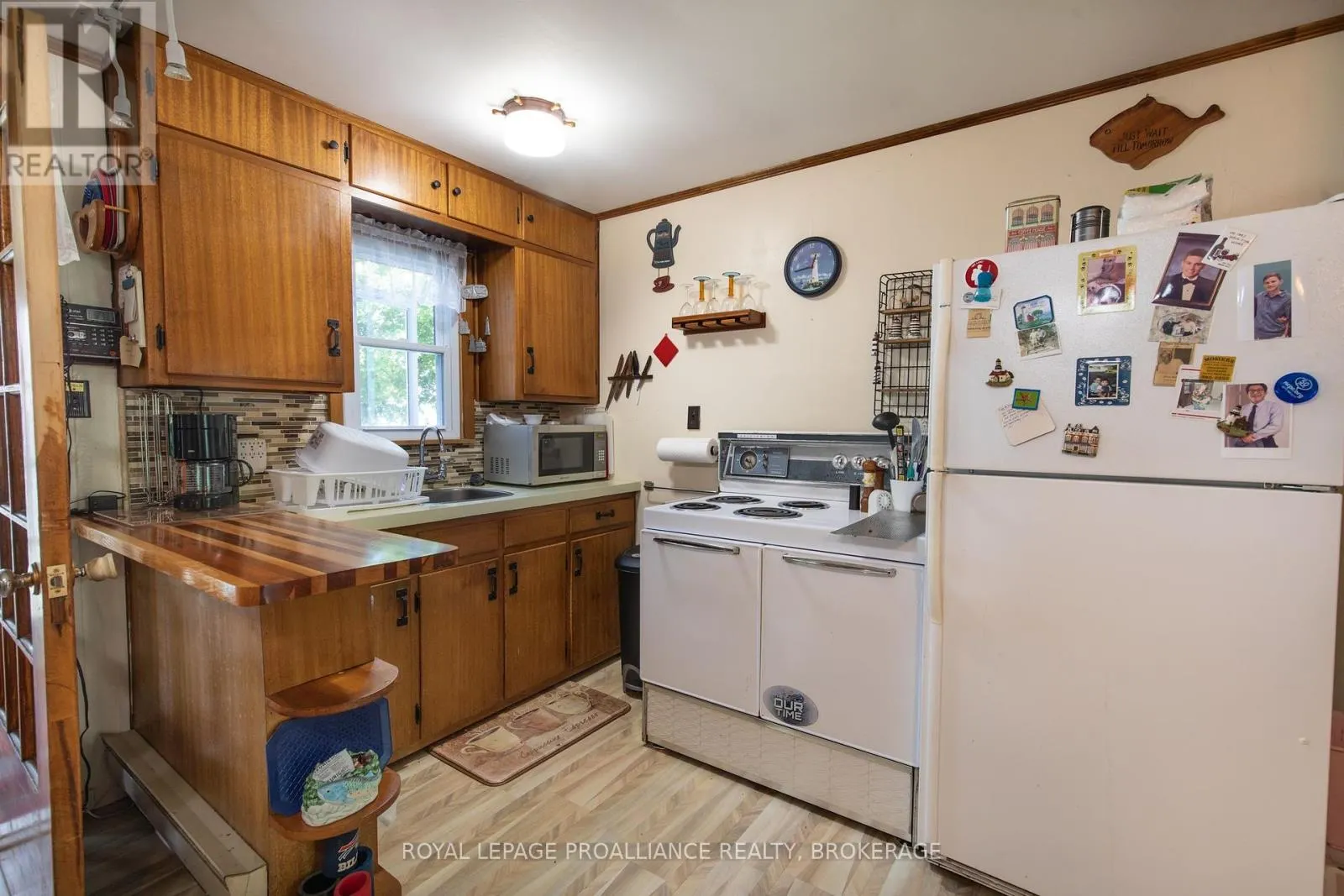 148 COTTAGE LANE