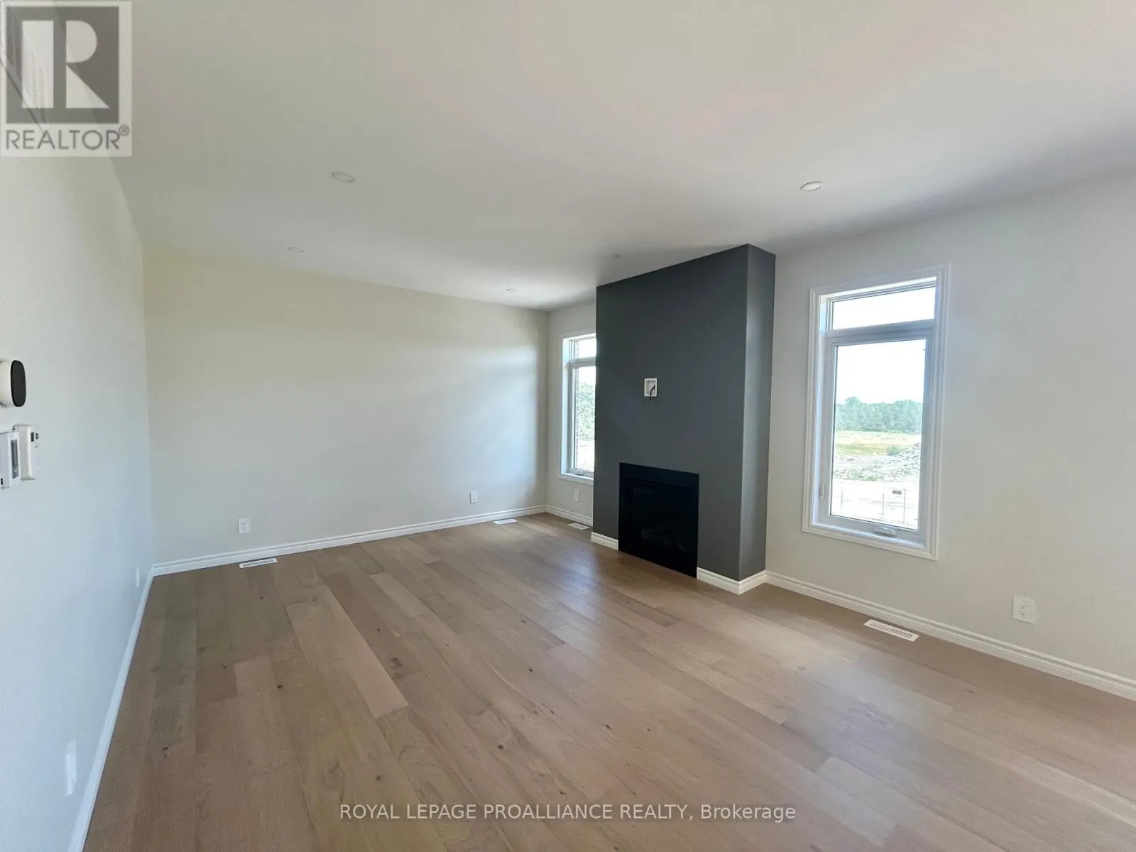 14 PEACE RIVER STREET
