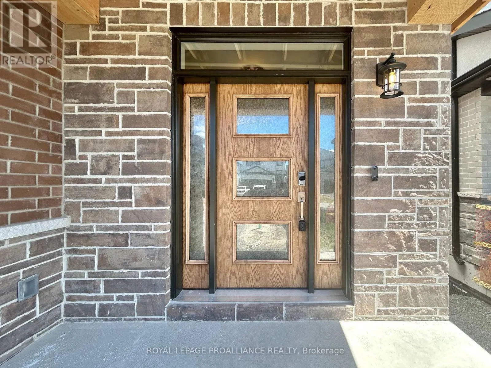 14 PEACE RIVER STREET
