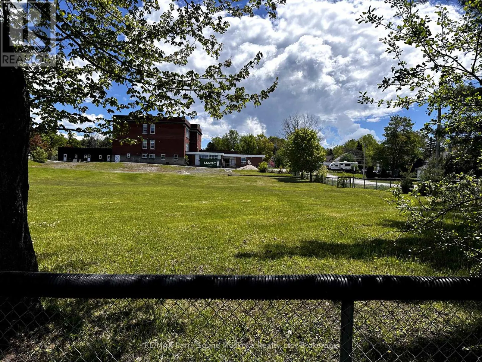 LOT 35- - LOT 35 BEAVER STREET W, #Lot 35-
