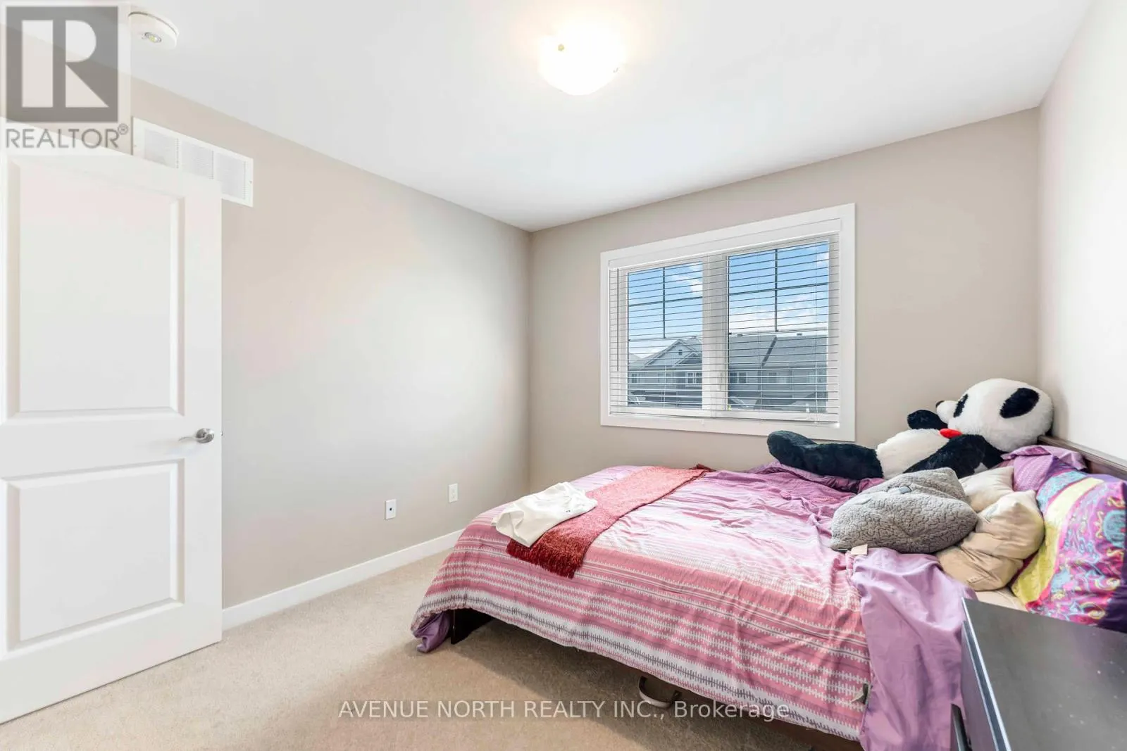 1018 KIJIK CRESCENT