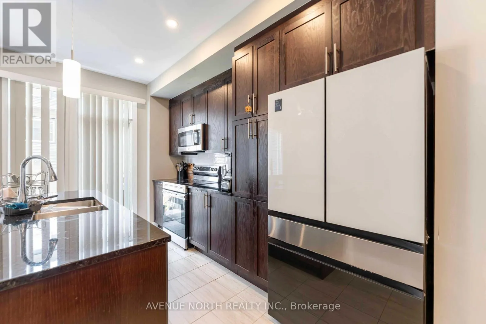 1018 KIJIK CRESCENT
