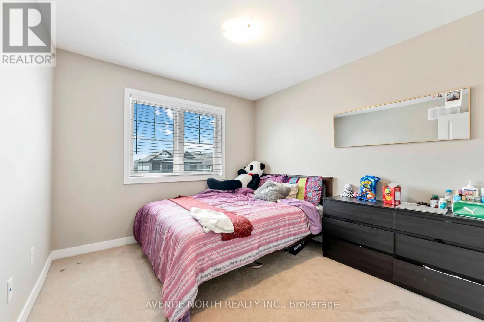 1018 KIJIK CRESCENT