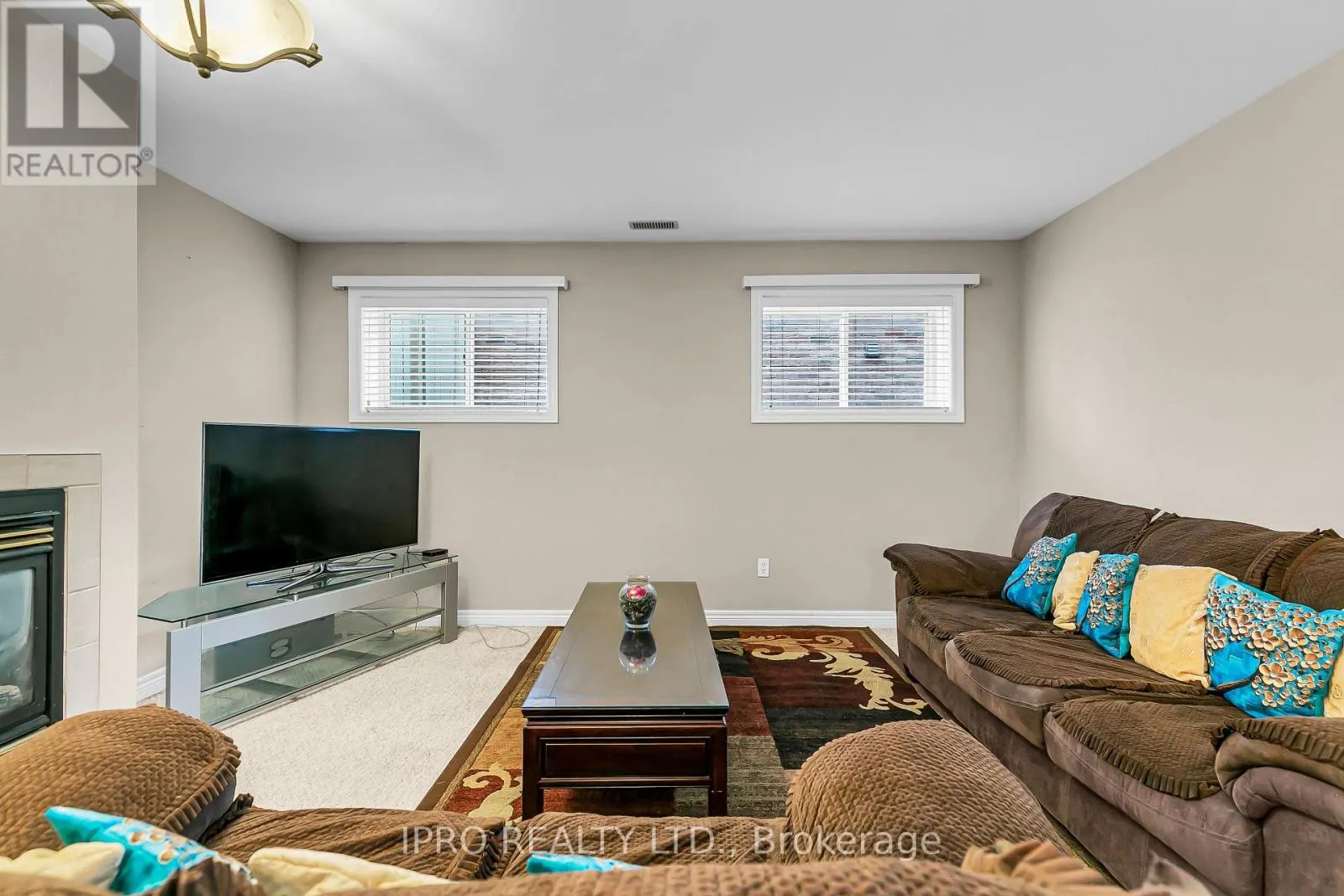 181 ROCKHAVEN DRIVE