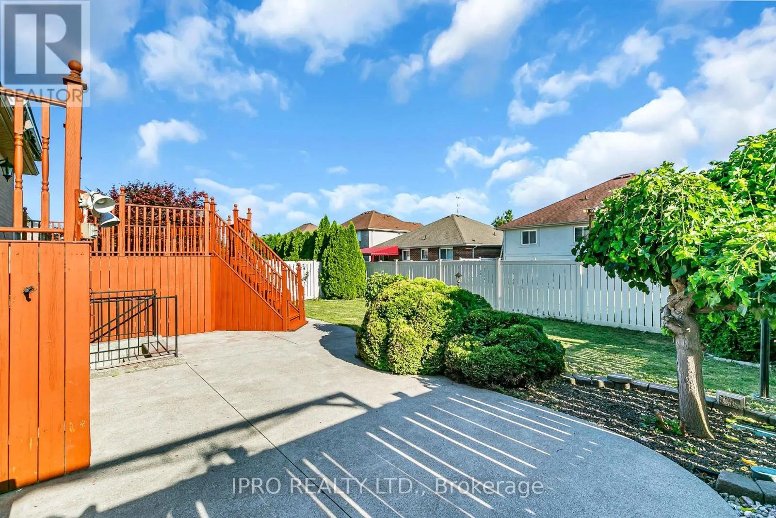 181 ROCKHAVEN DRIVE