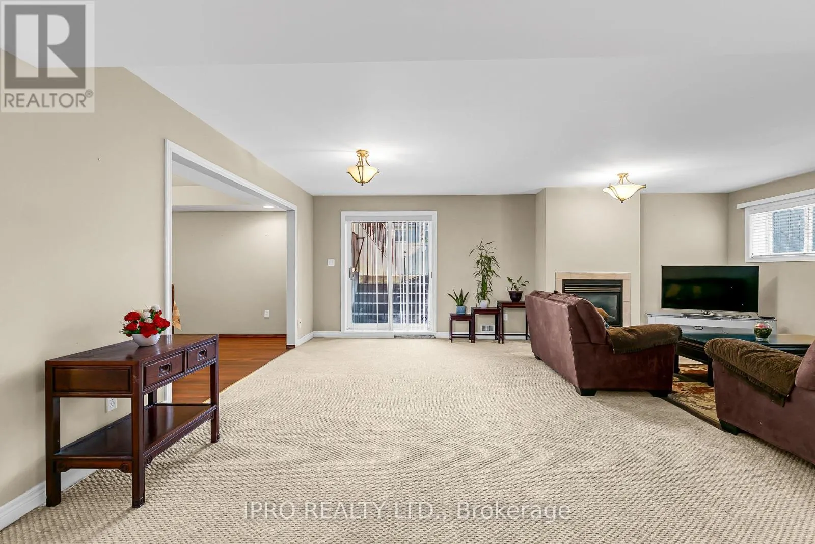 181 ROCKHAVEN DRIVE