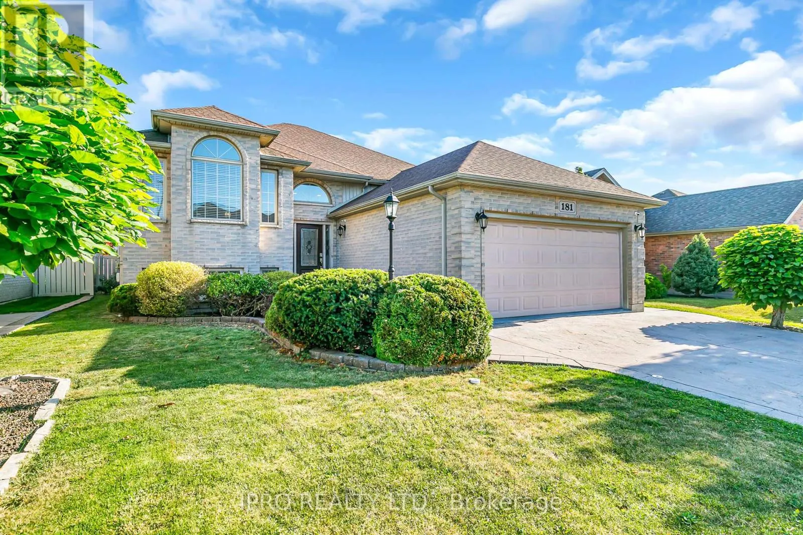 181 ROCKHAVEN DRIVE